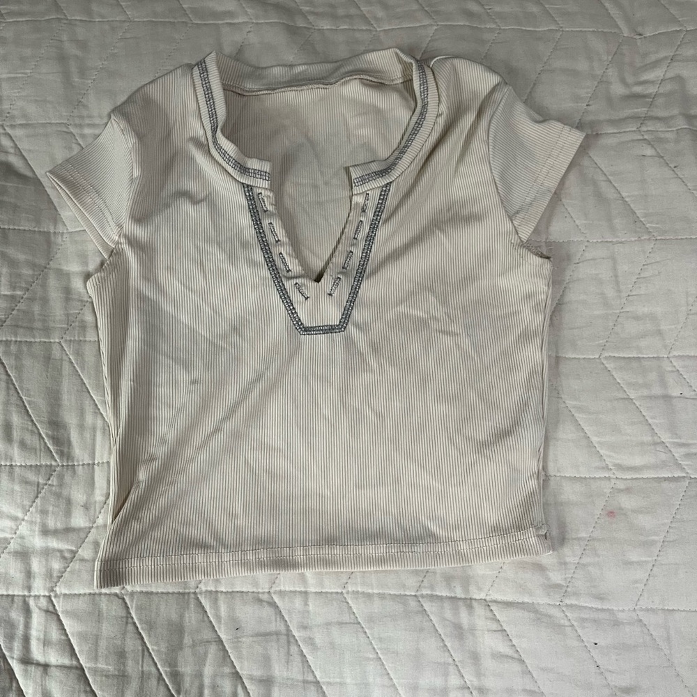 Stylish White Crop Top with Lace-Up Detail